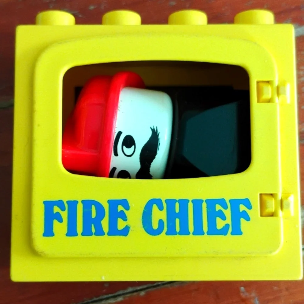 Tons of FUN Vintage Wooden Building Blocks